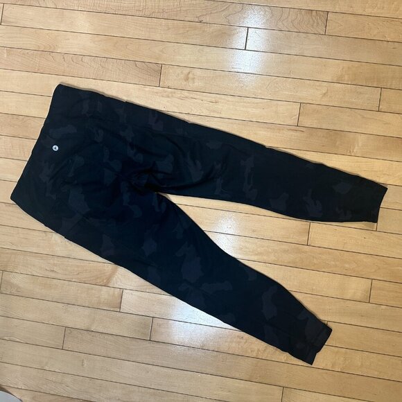 90 DEGREE BY REFLEX Black Camo Camouflage Leggings with side pockets Size Medium - Picture 7 of 7